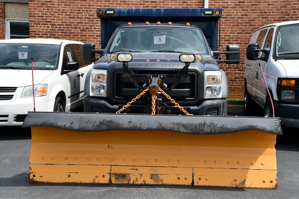 2011 Ford F-550 Dump Truck #8